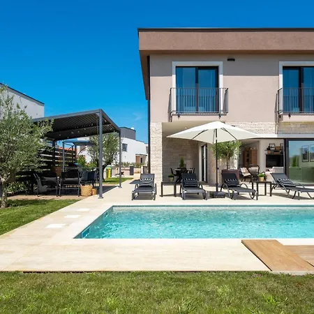 Palazzina 1 Mit Pool Und Wellness