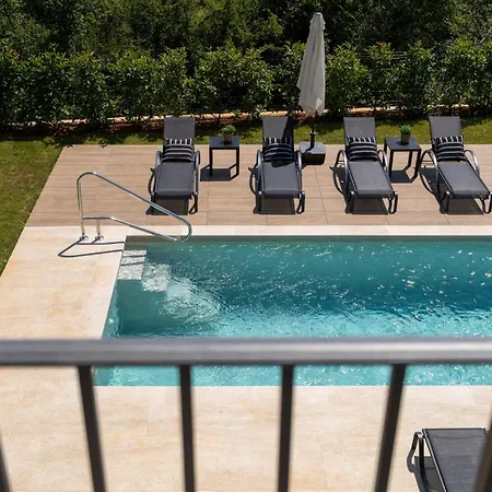 Palazzina 1 Mit Pool Und Wellness * Porec