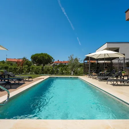 Palazzina 1 Mit Pool Und Wellness * Porec