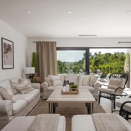 Palazzina 1 Mit Pool Und Wellness Porec